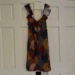 New with tags earthbound dress!! Love the pattern but doesn’t fit me right.